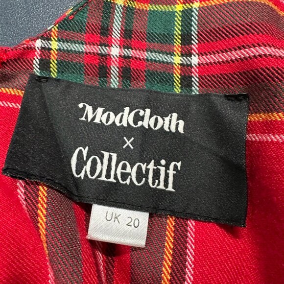 ModCloth Collectif Hi-Low Fit to Flare Red Plaid Sleeveless Dress Size 16 - Picture 5 of 10